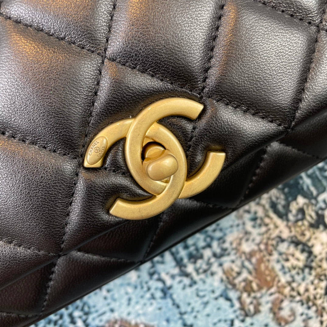 Chanel - Luxury Bag - CHL - 842