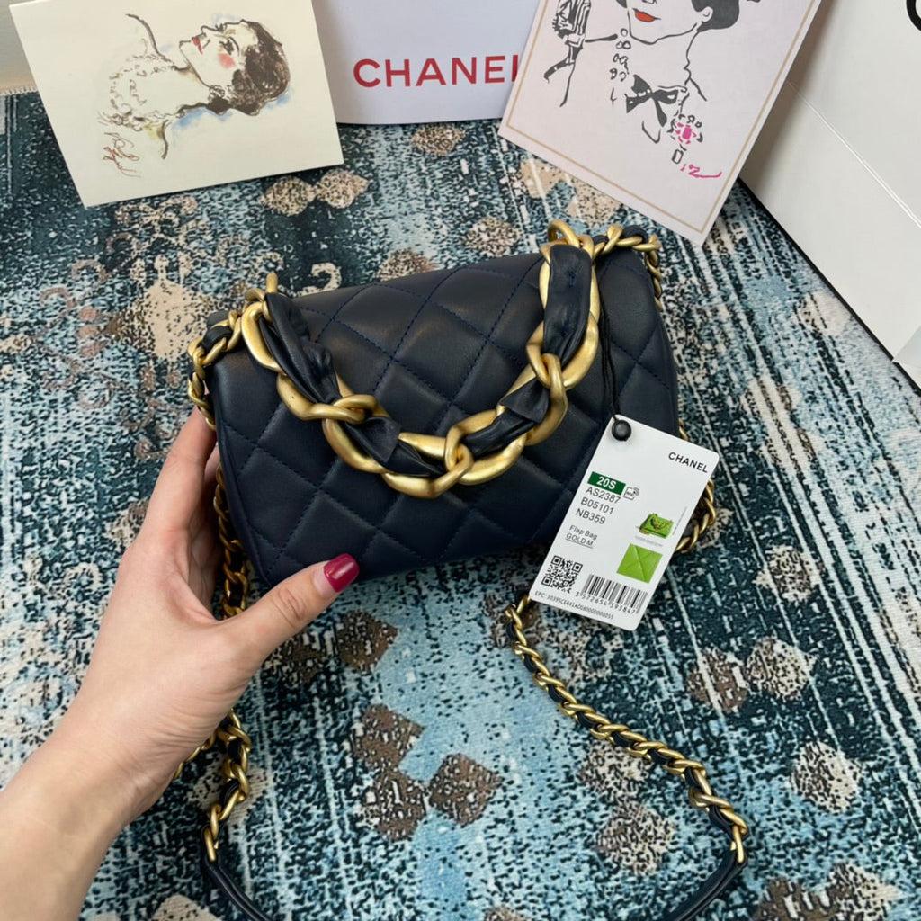 Chanel - Luxury Bag - CHL - 840