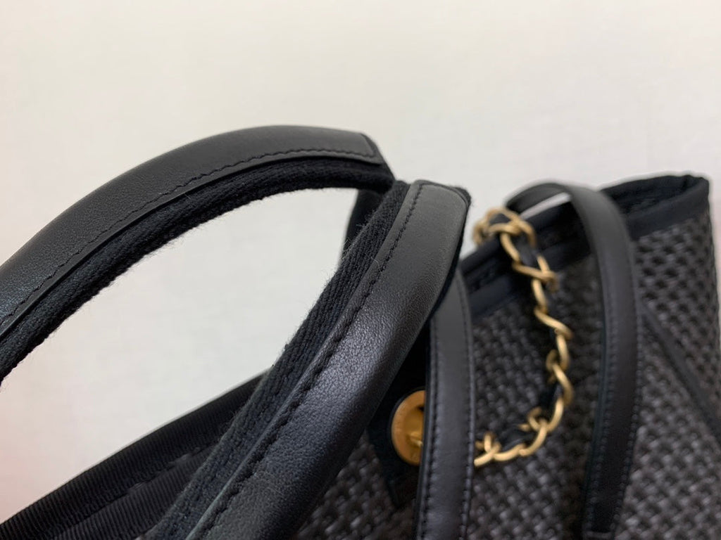 Chanel - Luxury Bag - CHL - 989
