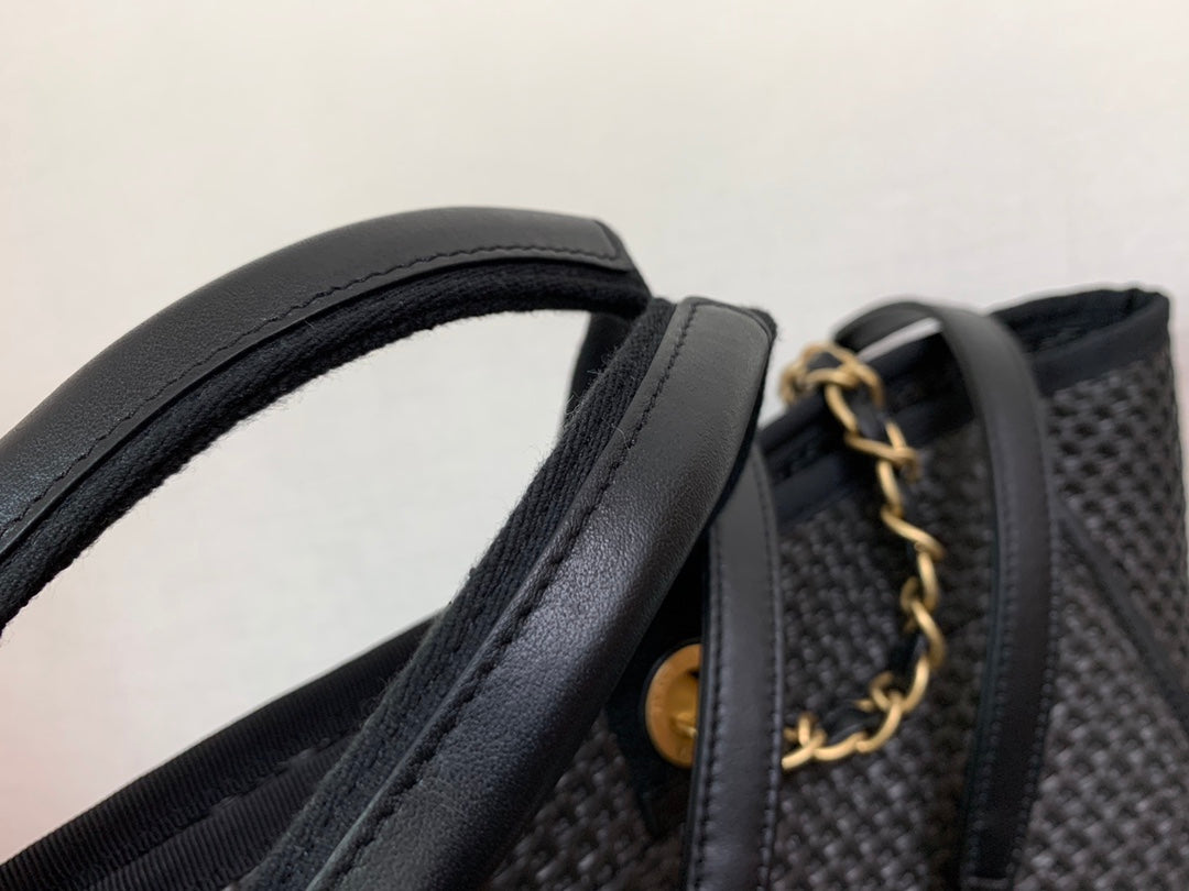 Chanel - Luxury Bag - CHL - 989