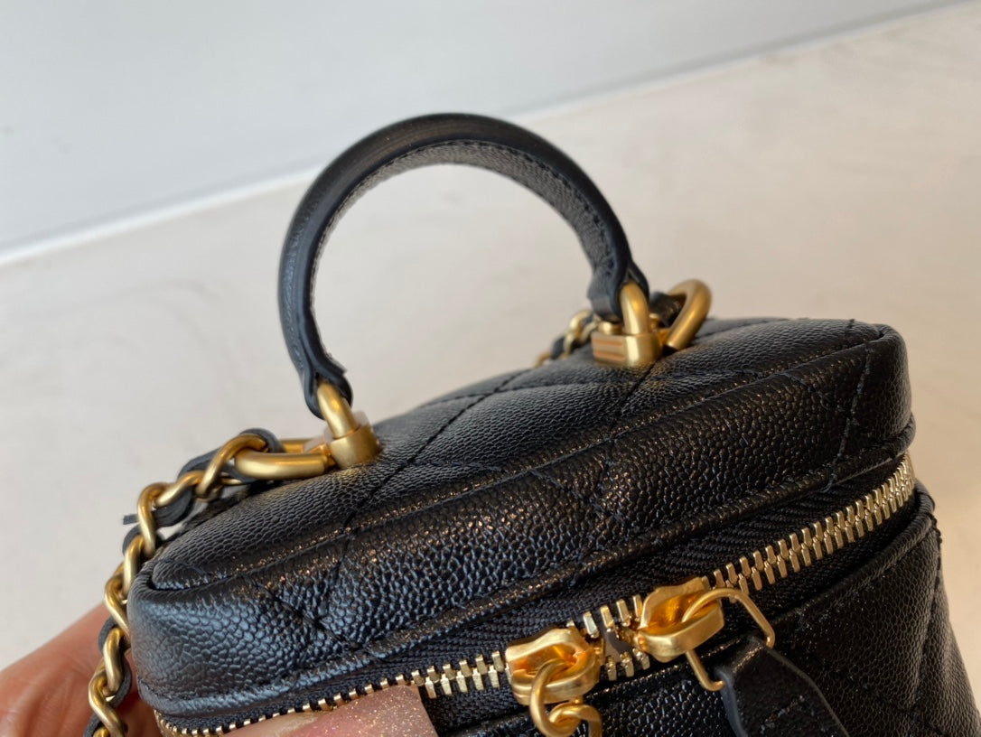 Chanel - Luxury Bag - CHL - 771