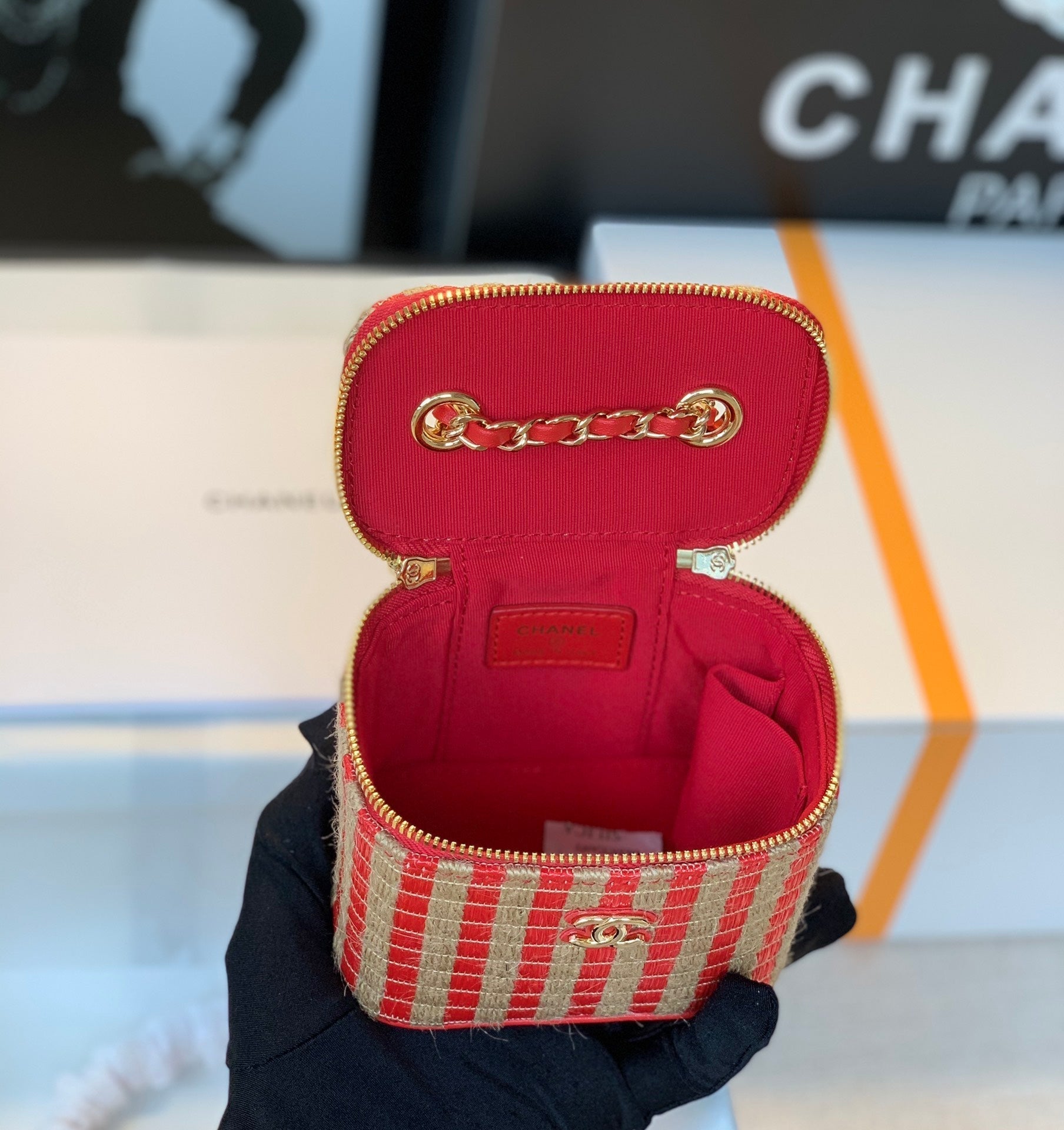 Chanel - Luxury Bag - CHL - 755