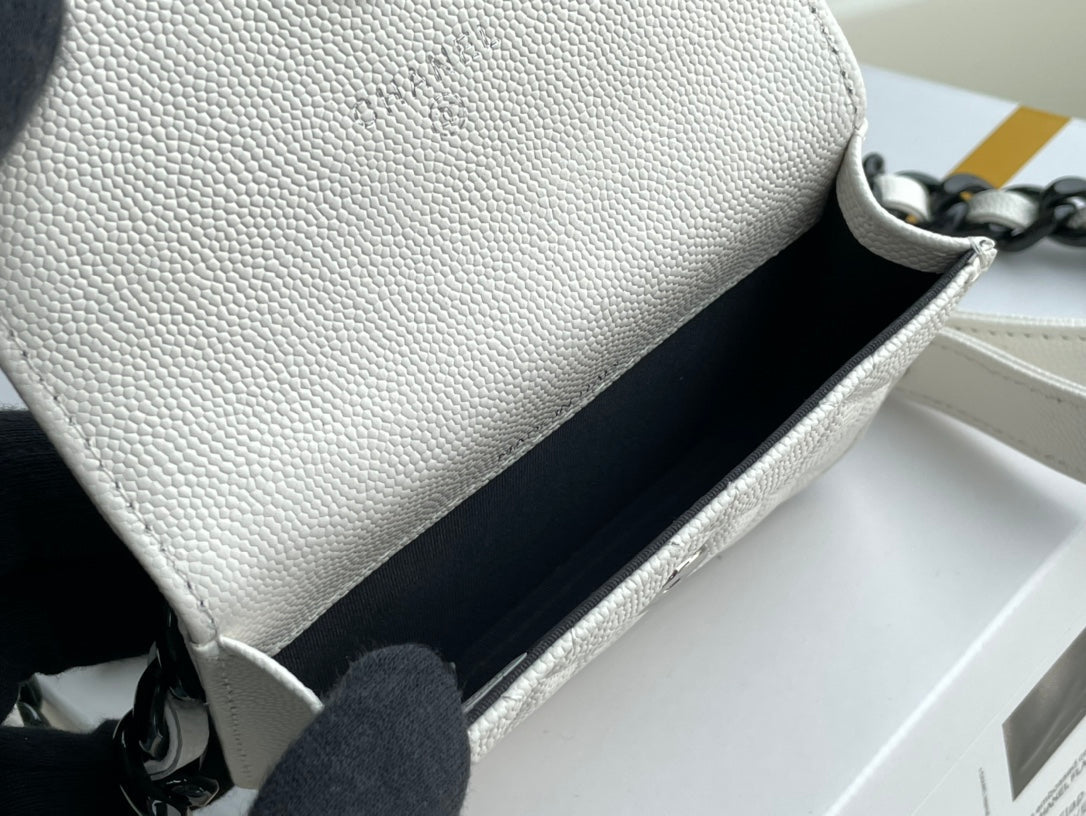 Chanel - Luxury Bag - CHL - 797