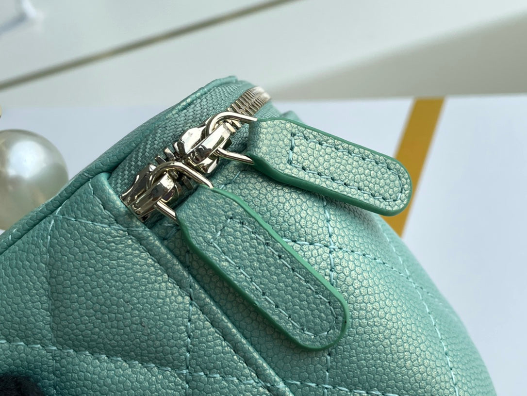 Chanel - Luxury Bag - CHL - 801