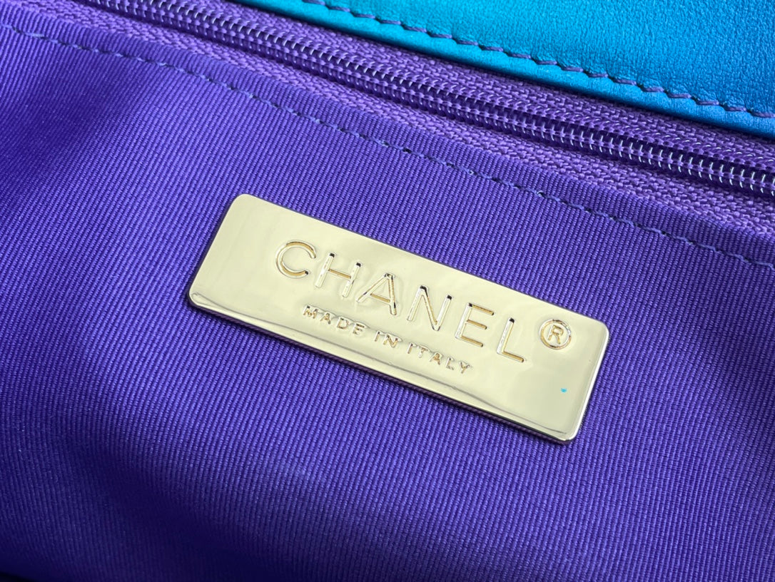 Chanel - Luxury Bag - CHL - 739