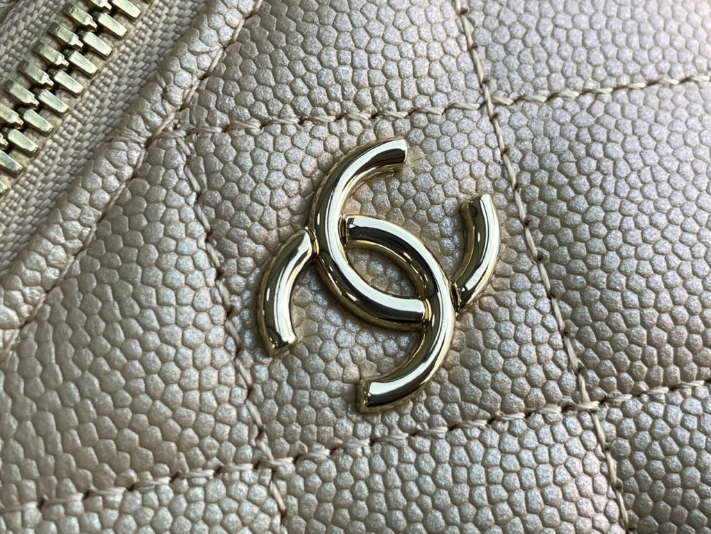 Chanel - Luxury Bag - CHL - 802