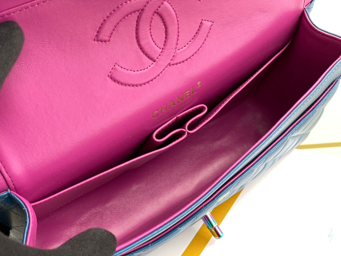 Chanel - Luxury Bag - CHL - 742