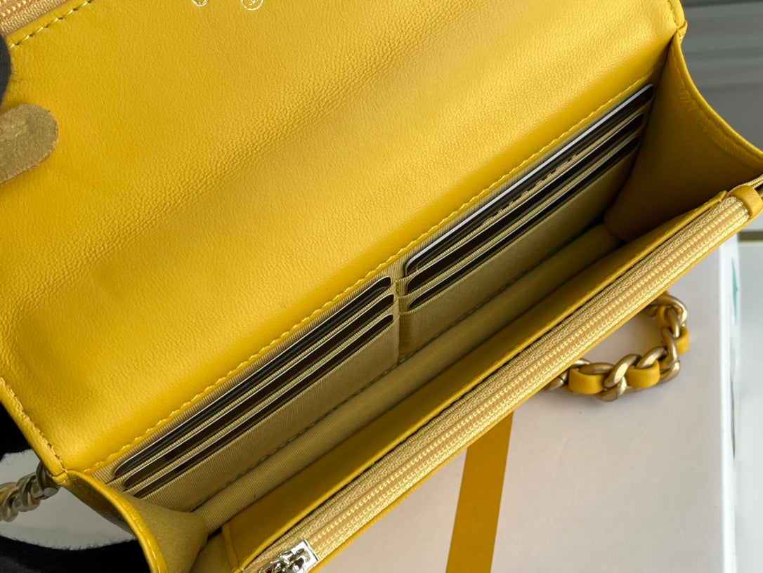 Chanel - Luxury Bag - CHL - 1226