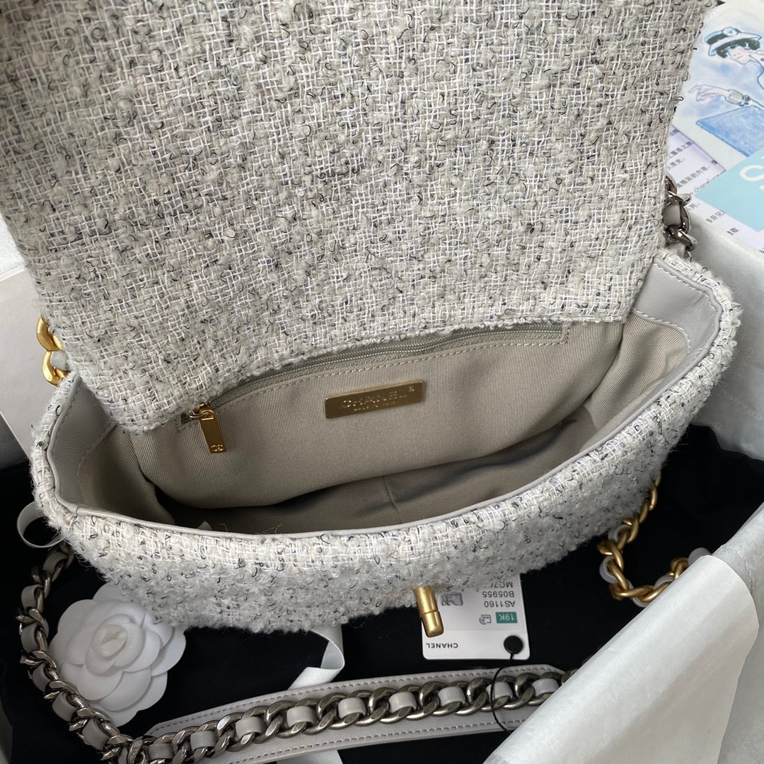 Chanel - Luxury Bag - CHL - 929