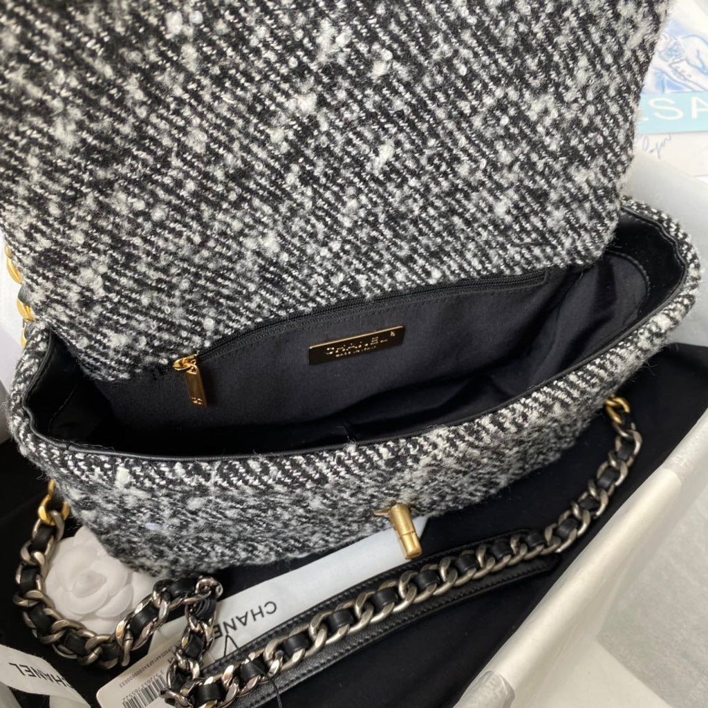 Chanel - Luxury Bag - CHL - 930