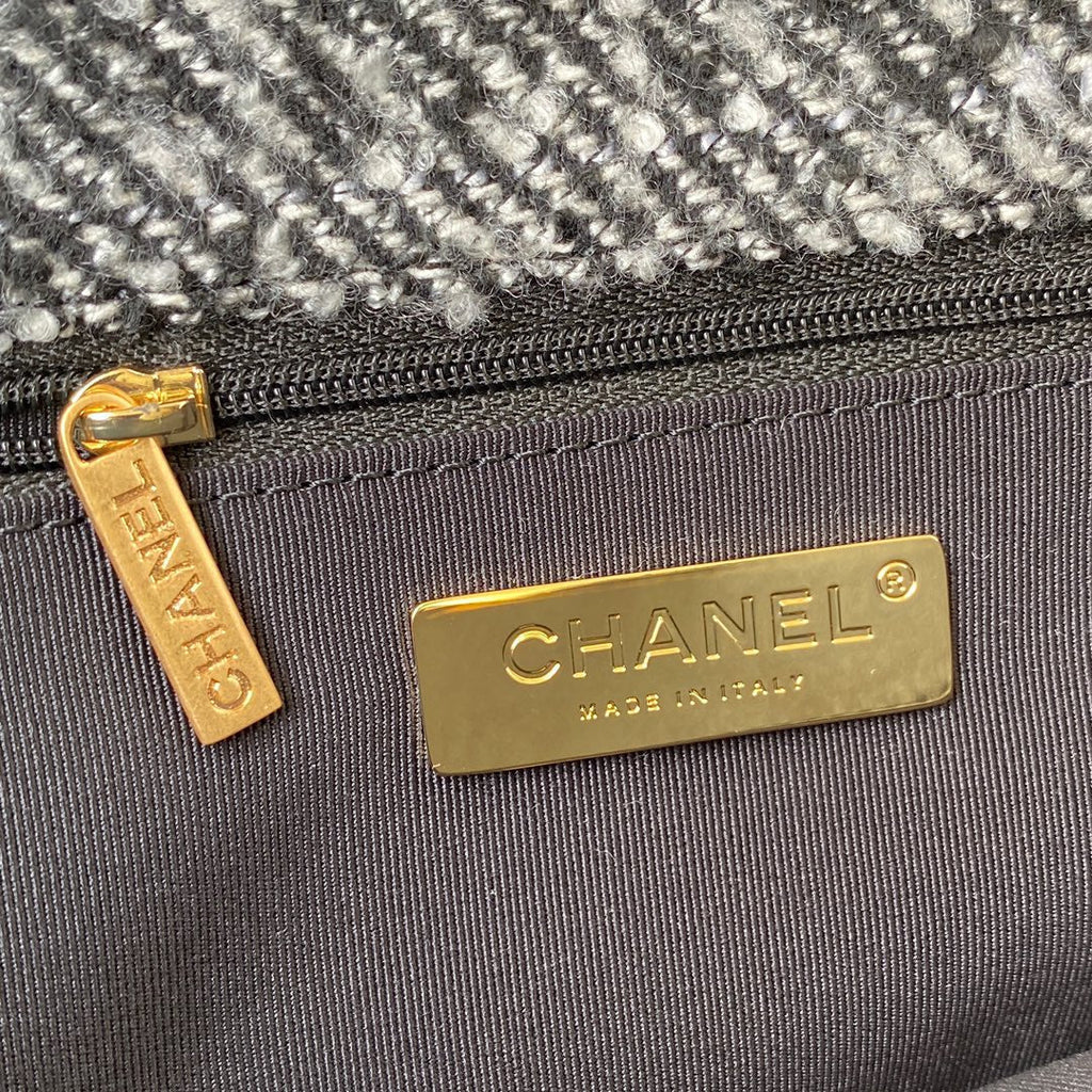 Chanel - Luxury Bag - CHL - 932