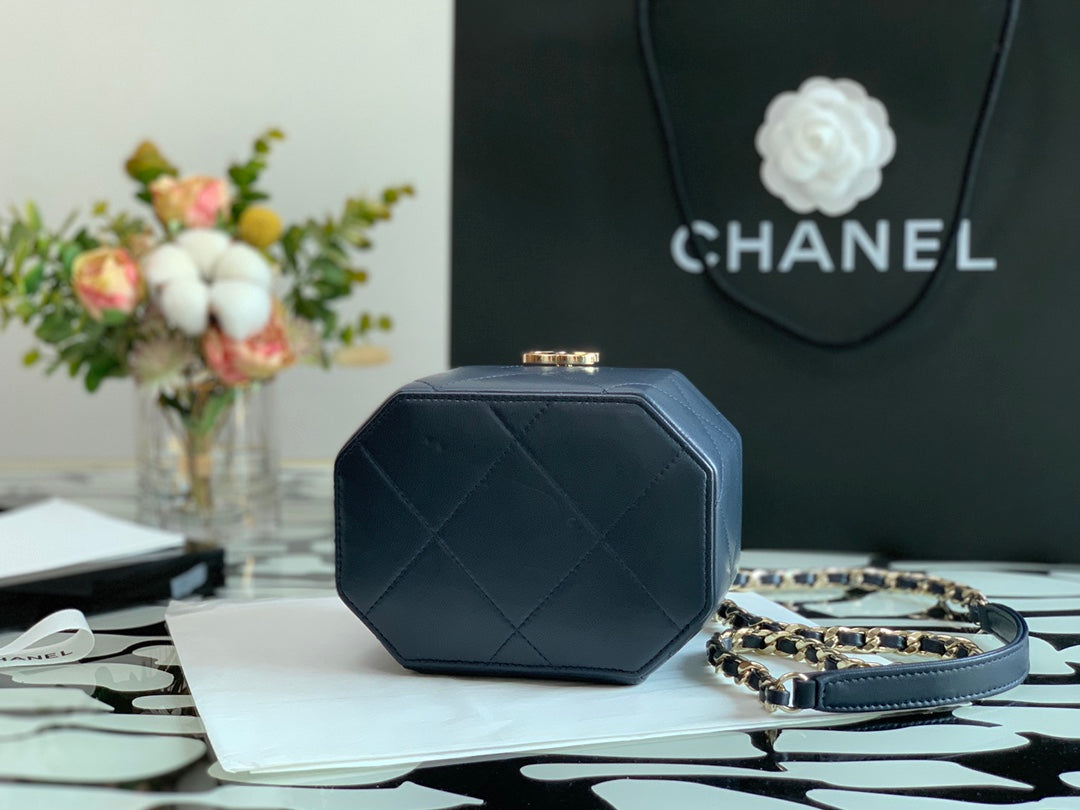 Chanel - Luxury Bag - CHL - 918