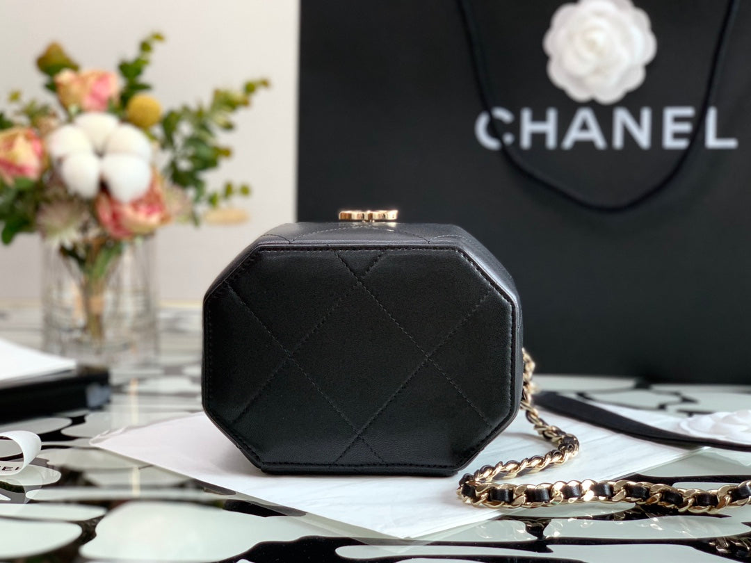 Chanel - Luxury Bag - CHL - 917