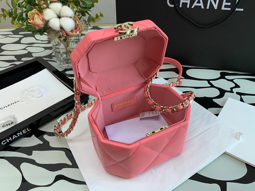 Chanel - Luxury Bag - CHL - 916
