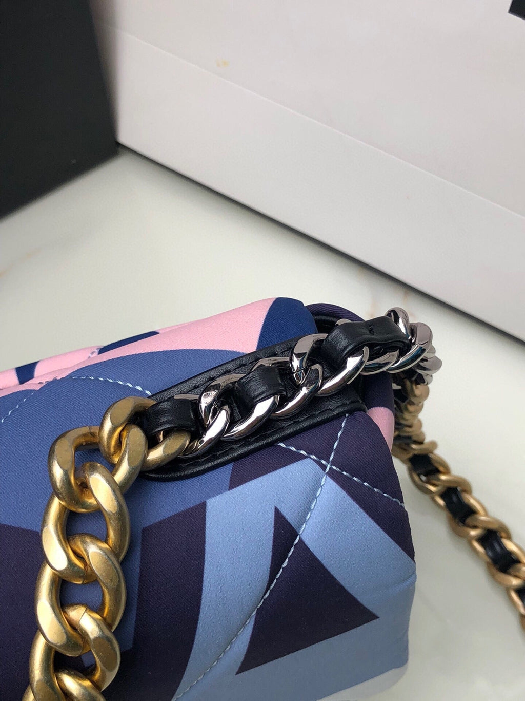 Chanel - Luxury Bag - CHL - 1157