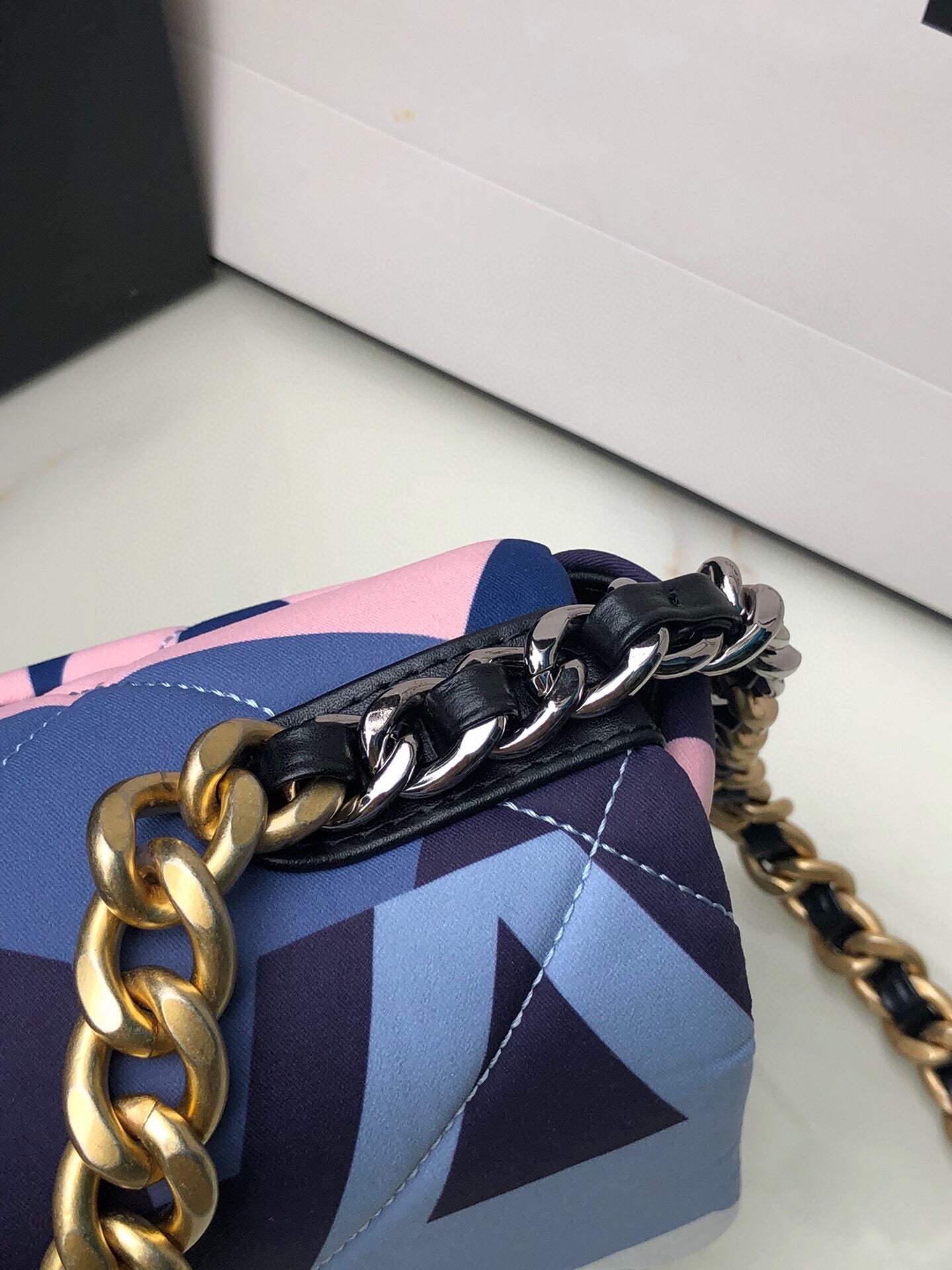Chanel - Luxury Bag - CHL - 1157