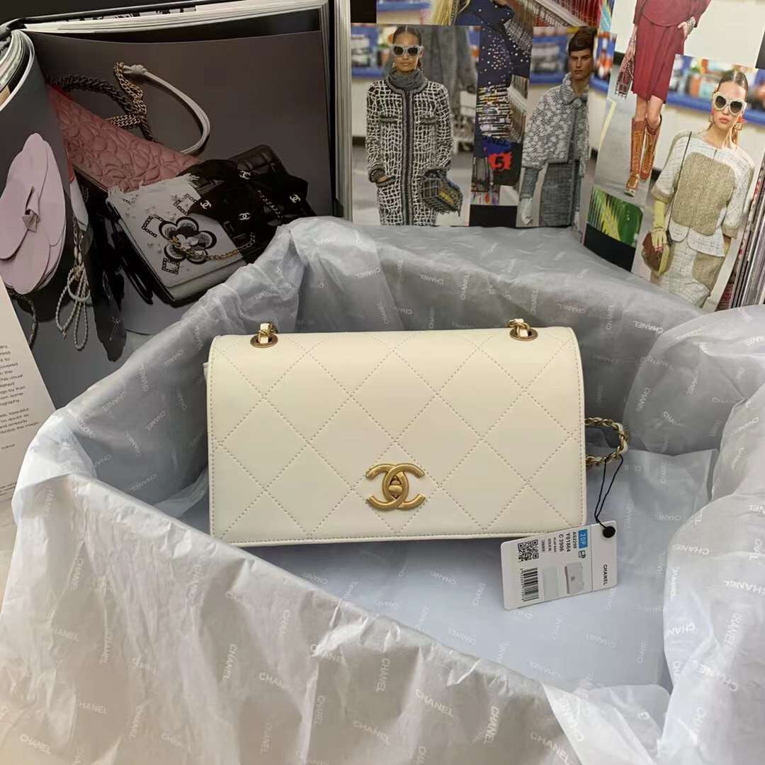 Chanel - Luxury Bag - CHL - 946