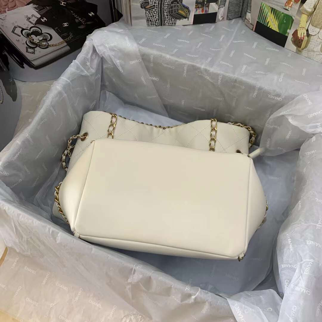 Chanel - Luxury Bag - CHL - 943