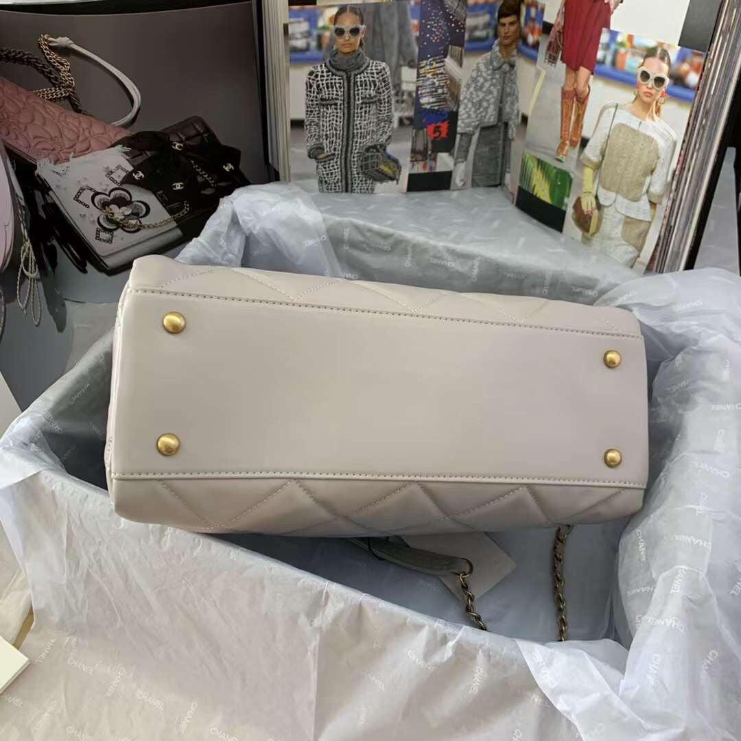 Chanel - Luxury Bag - CHL - 942
