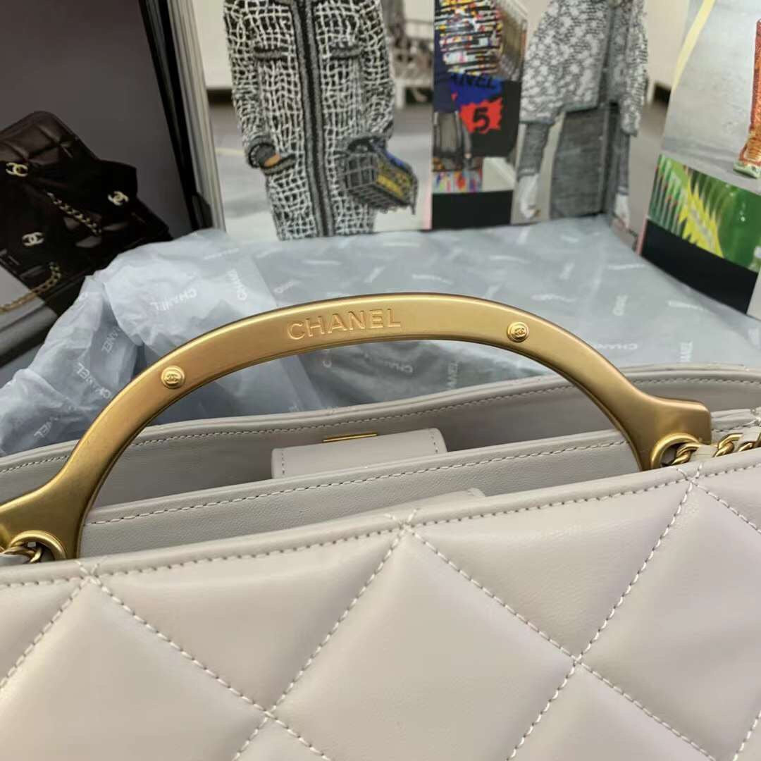 Chanel - Luxury Bag - CHL - 942