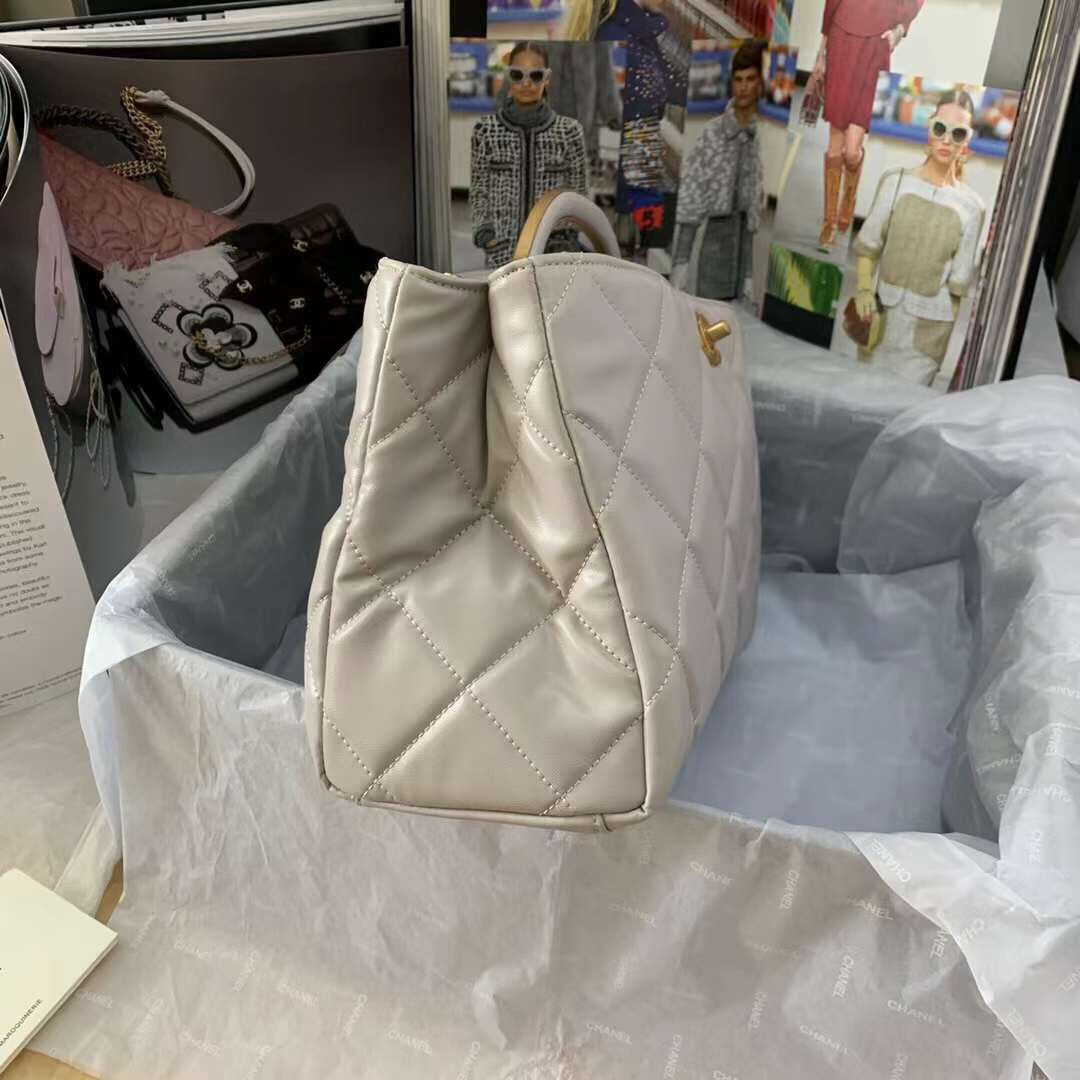 Chanel - Luxury Bag - CHL - 942
