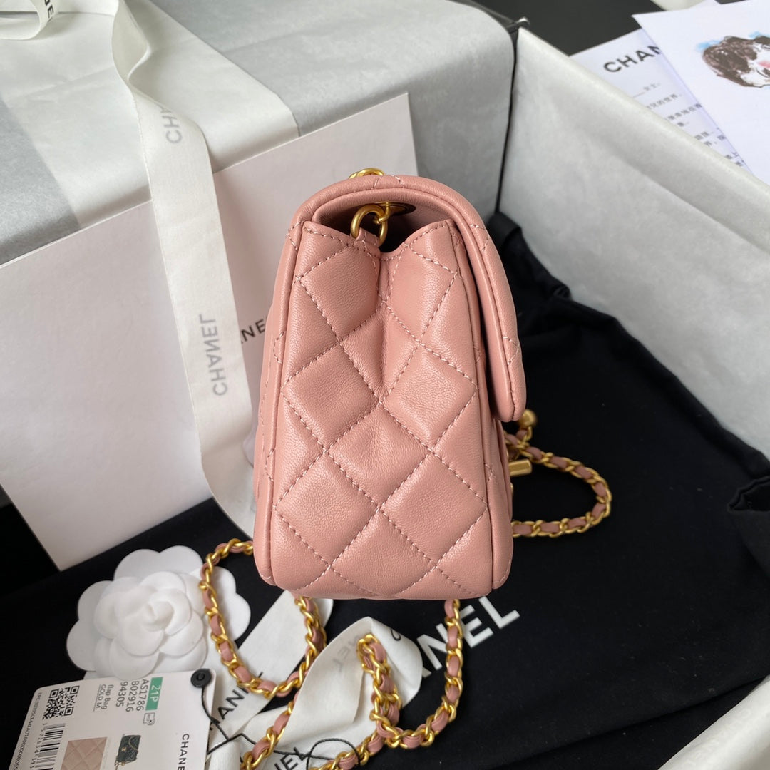 Chanel - Luxury Bag - CHL - 530