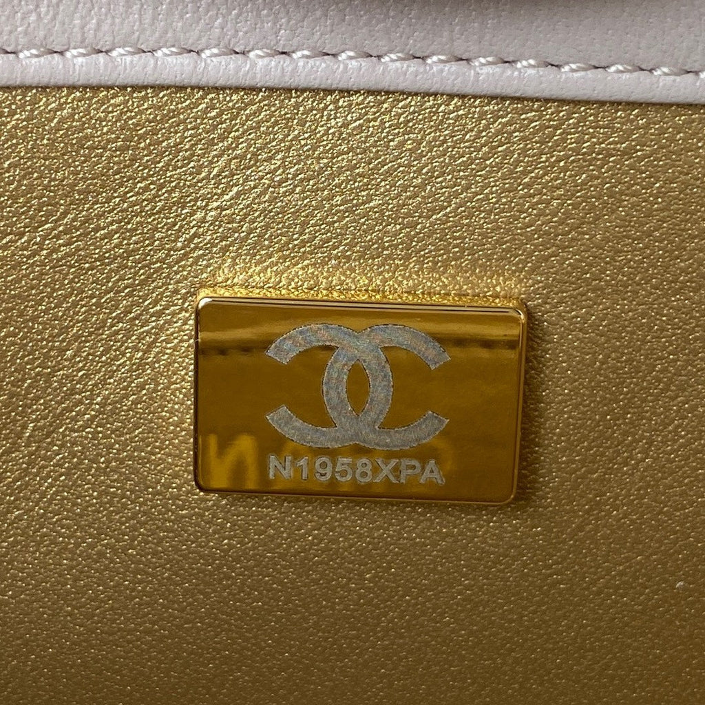 Chanel - Luxury Bag - CHL - 529