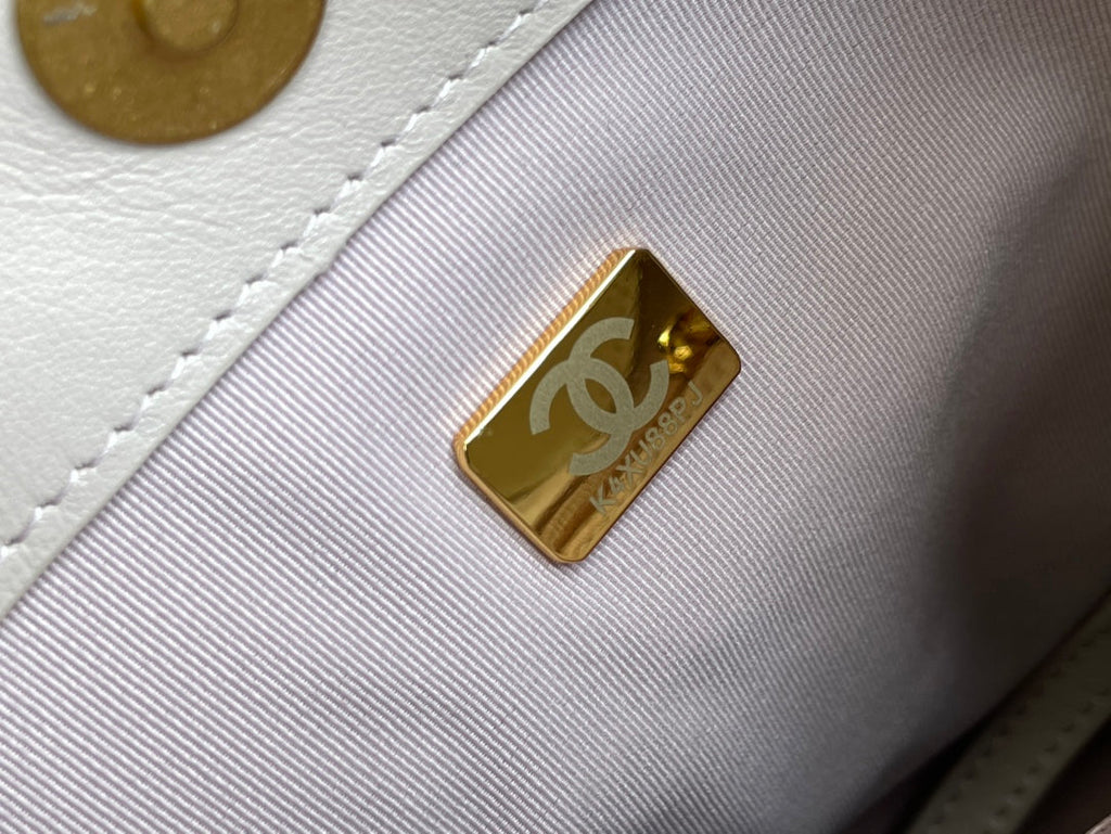 Chanel - Luxury Bag - CHL - 910