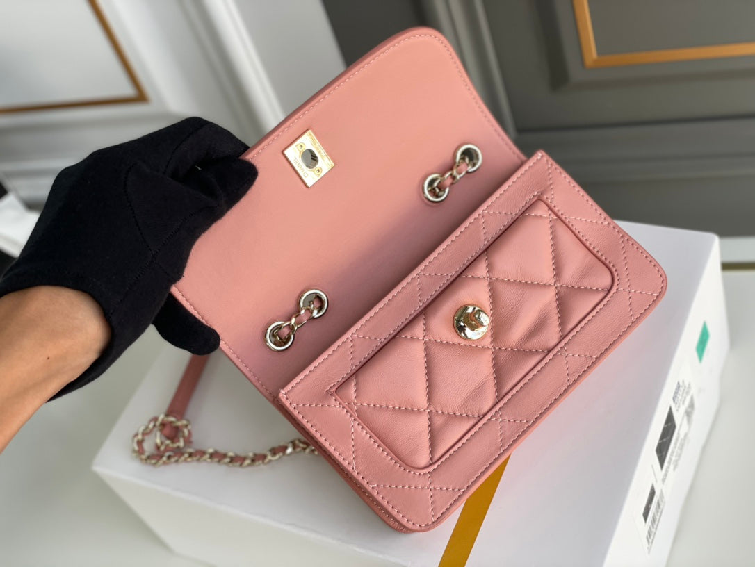 Chanel - Luxury Bag - CHL - 904