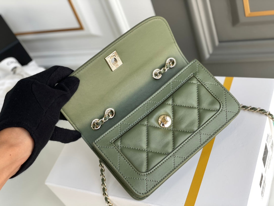 Chanel - Luxury Bag - CHL - 902