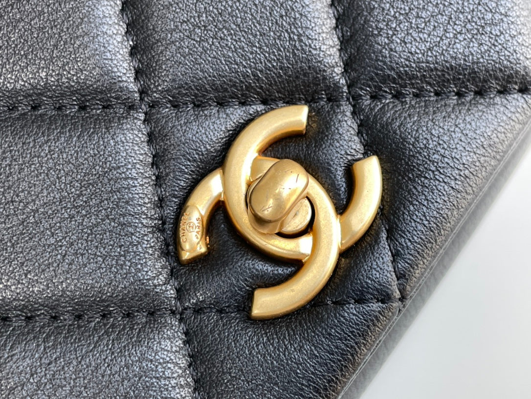 Chanel - Luxury Bag - CHL - 866