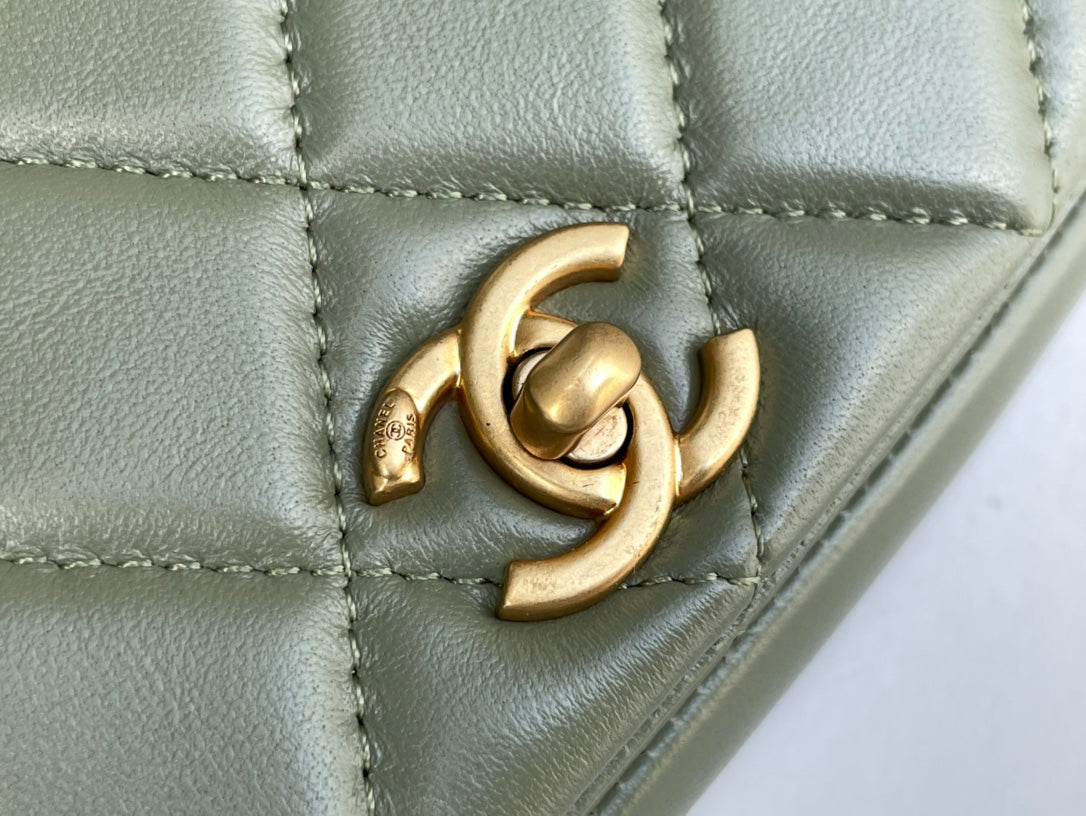 Chanel - Luxury Bag - CHL - 867