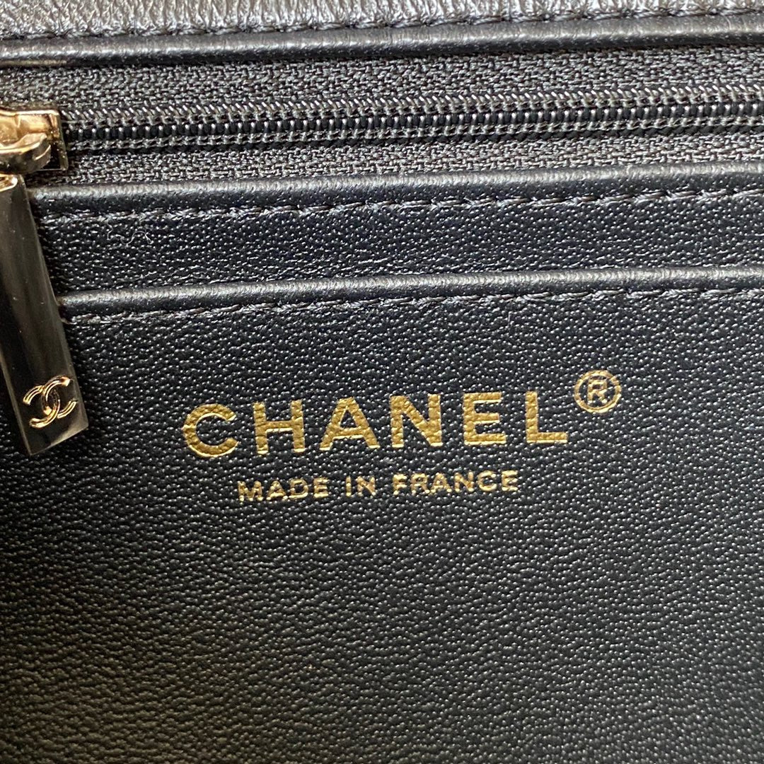 Chanel - Luxury Bag - CHL - 685