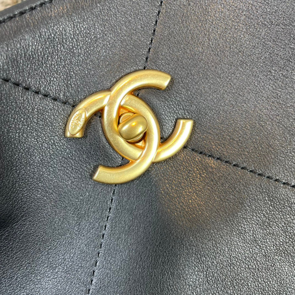 Chanel - Luxury Bag - CHL - 888
