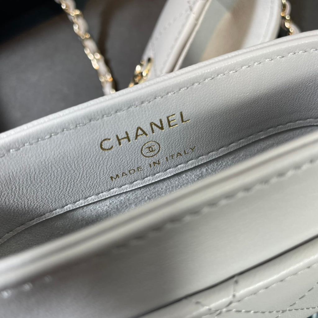 Chanel - Luxury Bag - CHL - 896
