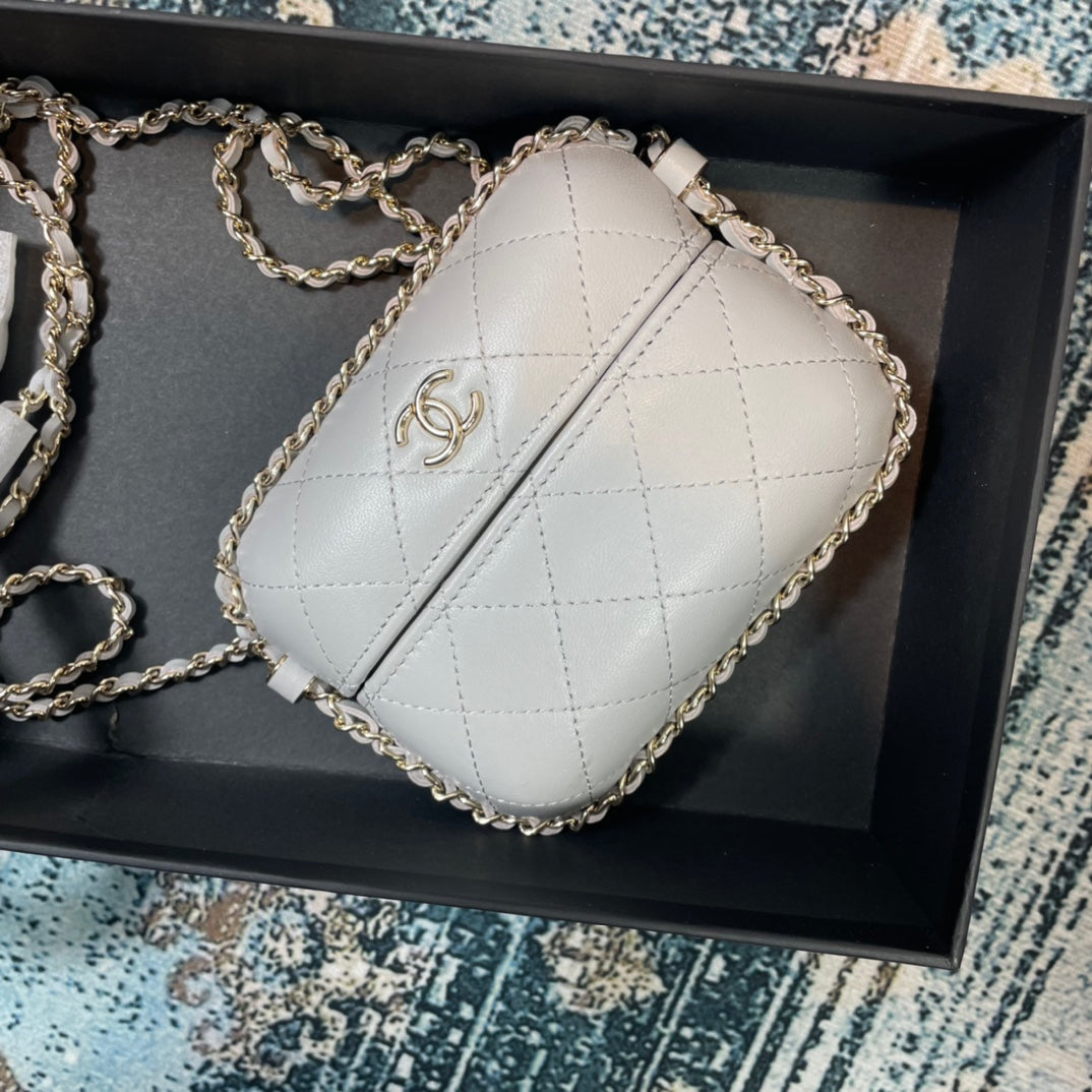 Chanel - Luxury Bag - CHL - 896