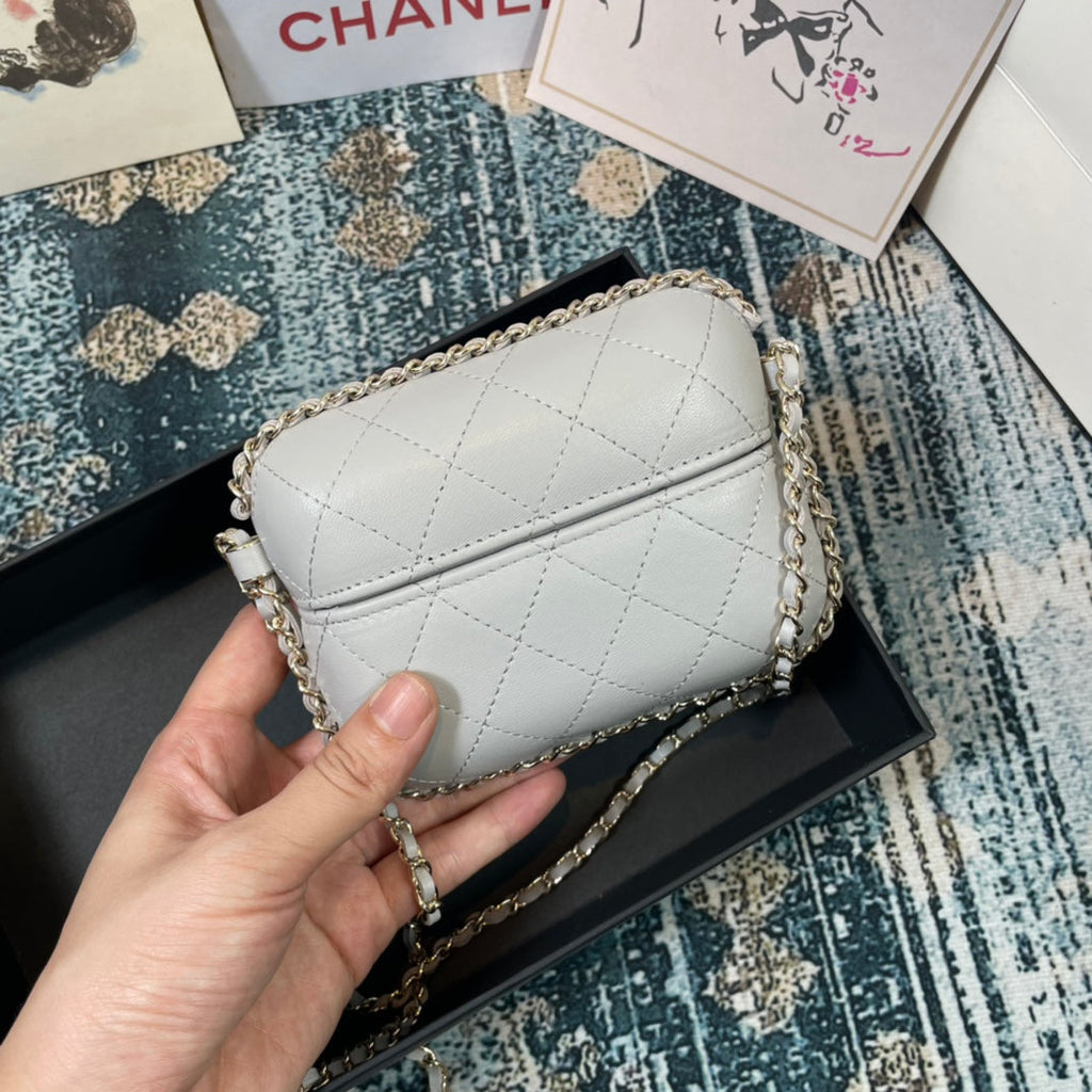 Chanel - Luxury Bag - CHL - 896