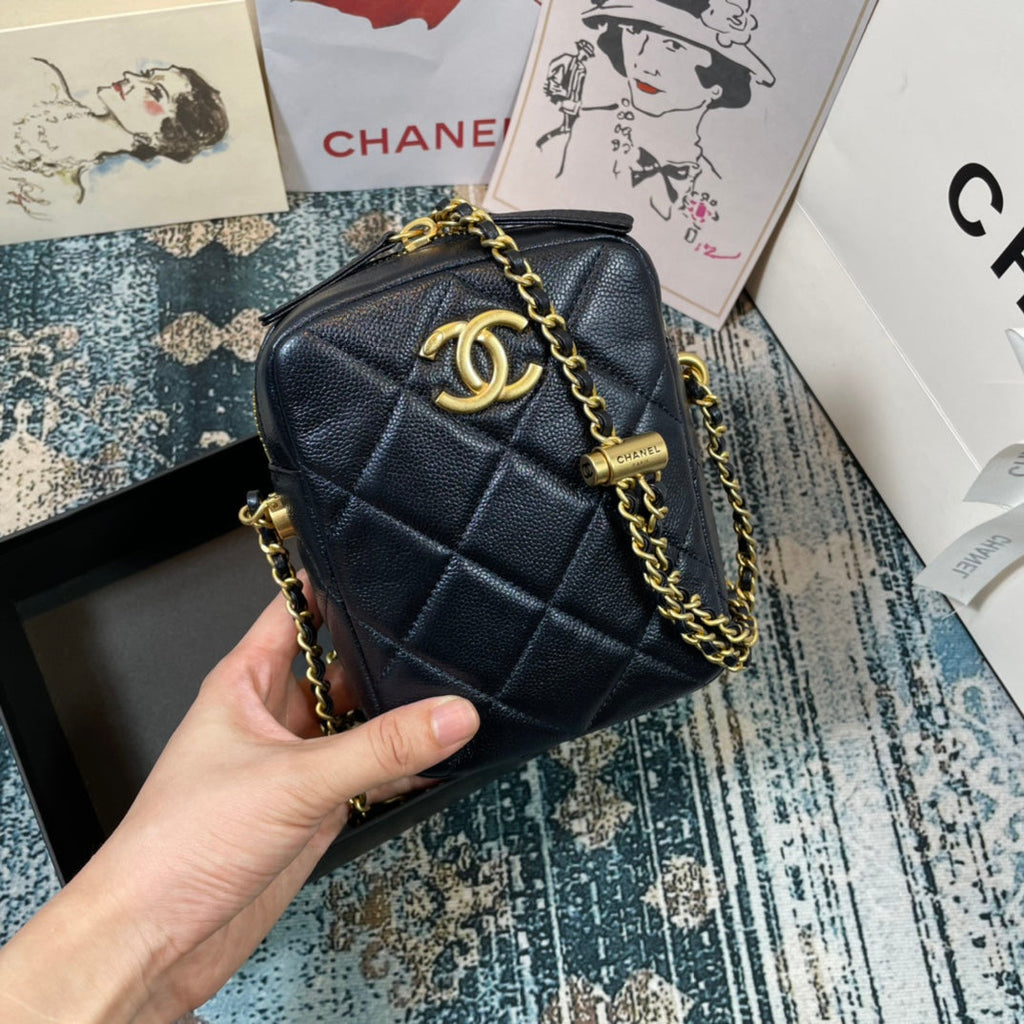 Chanel - Luxury Bag - CHL - 891
