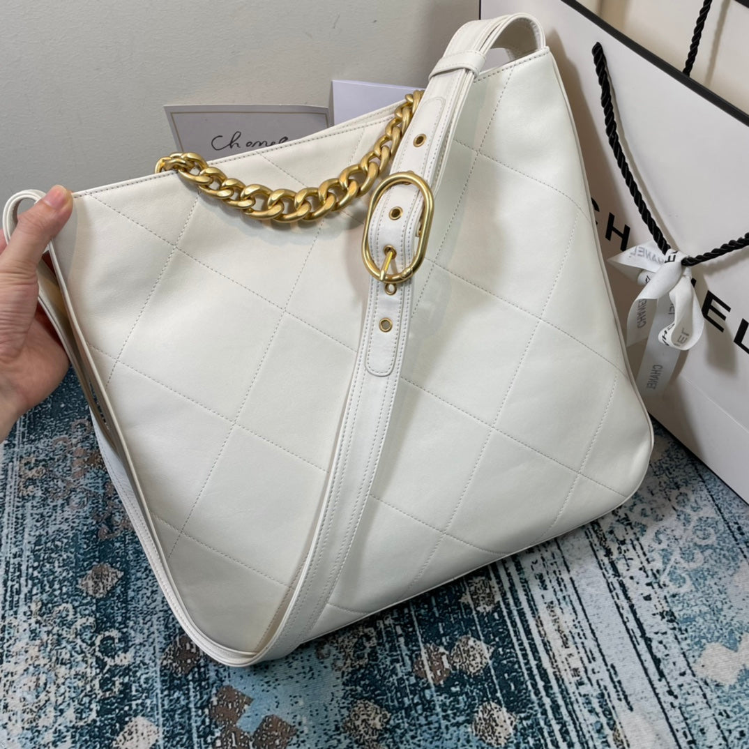 Chanel - Luxury Bag - CHL - 886