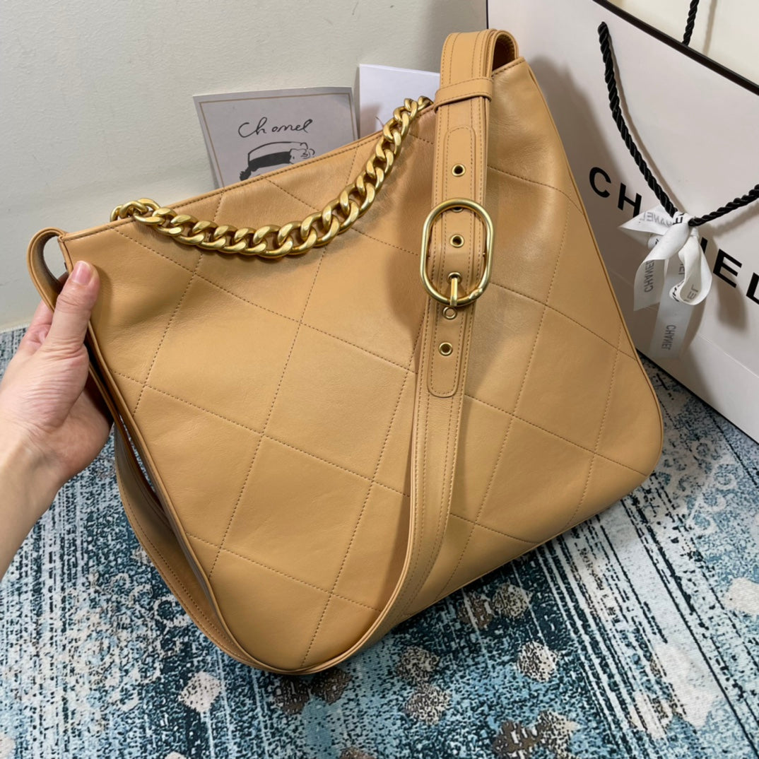 Chanel - Luxury Bag - CHL - 883