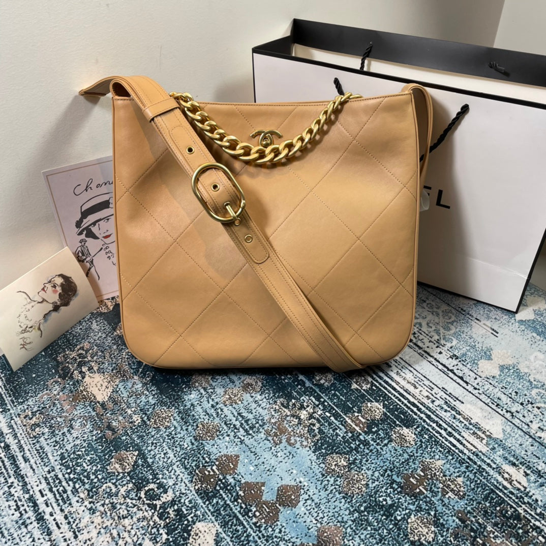 Chanel - Luxury Bag - CHL - 883