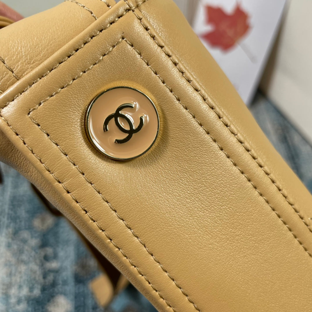 Chanel - Luxury Bag - CHL - 883