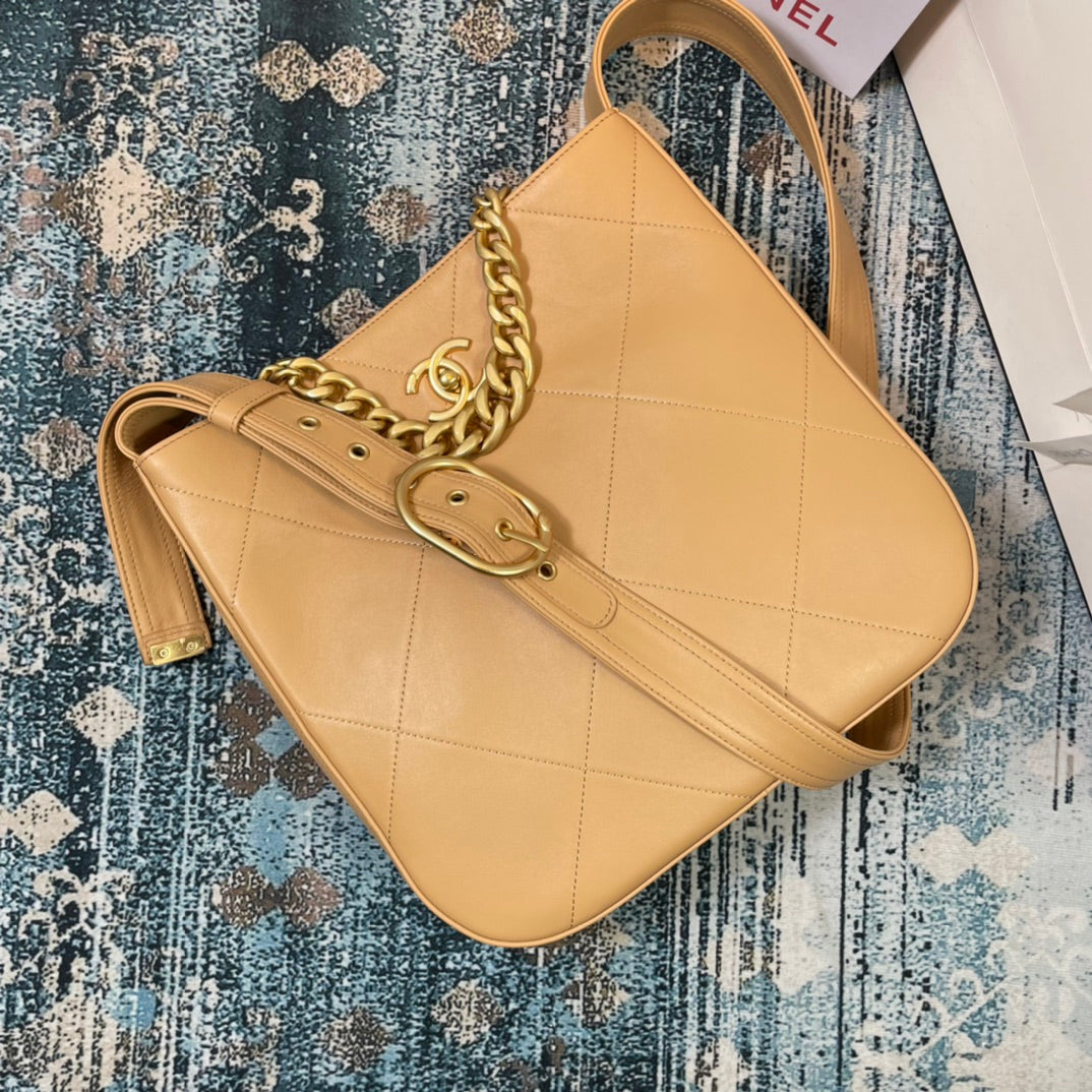 Chanel - Luxury Bag - CHL - 884