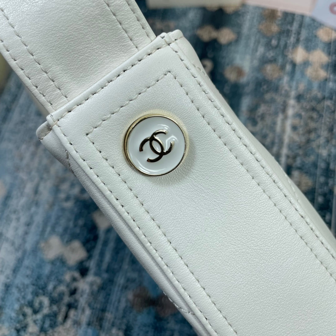 Chanel - Luxury Bag - CHL - 885