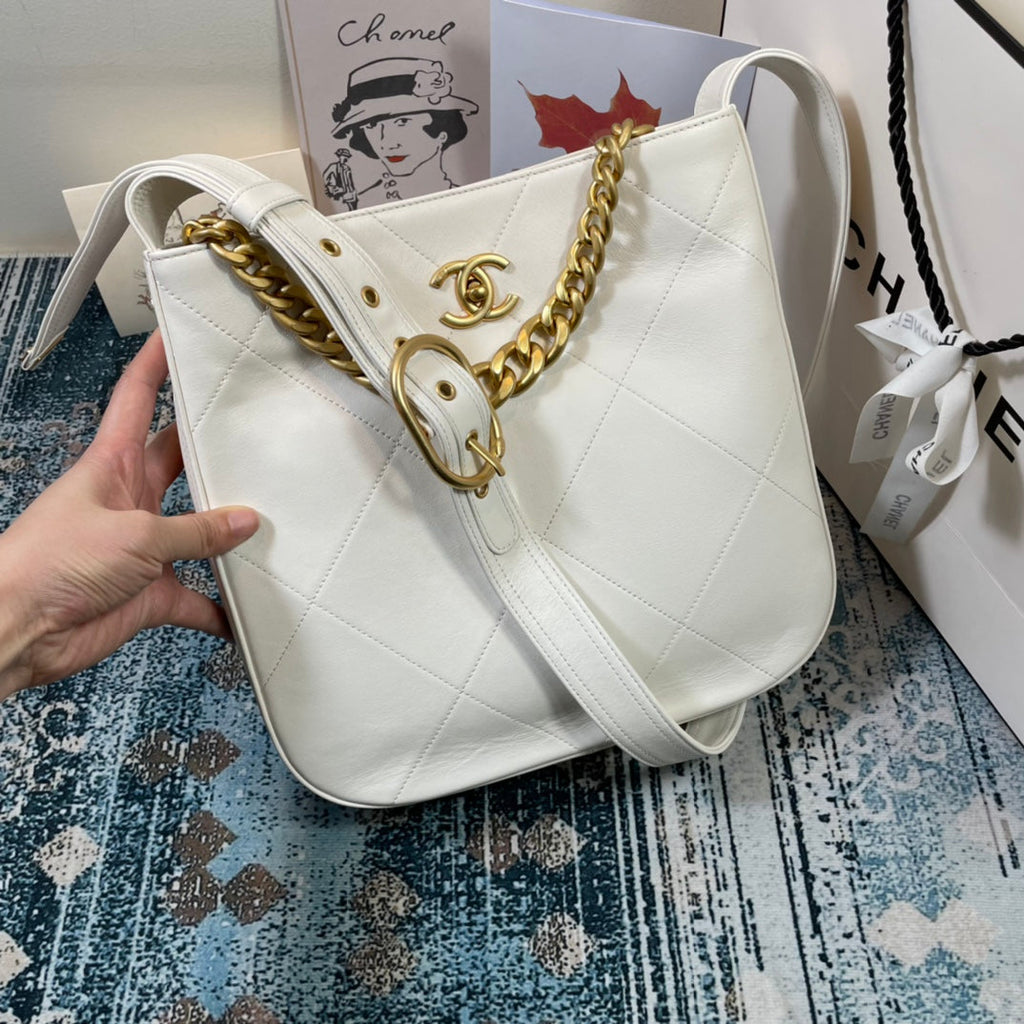 Chanel - Luxury Bag - CHL - 885