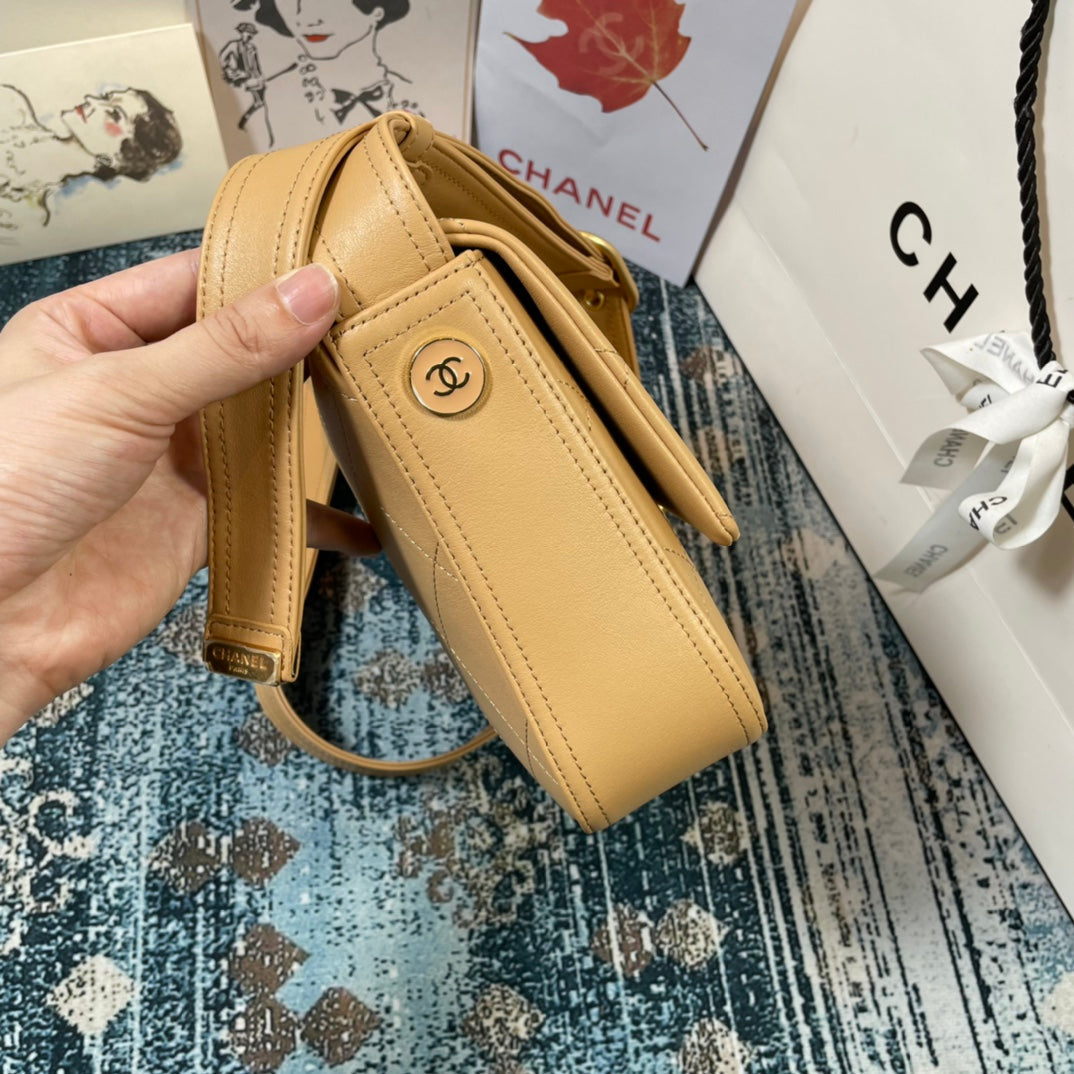 Chanel - Luxury Bag - CHL - 882