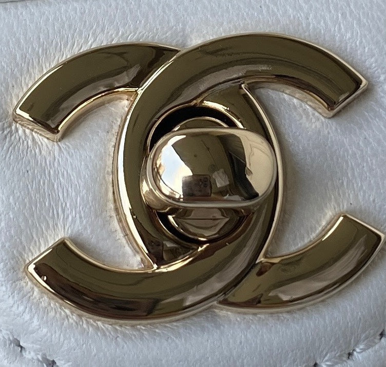 Chanel - Luxury Bag - CHL - 862