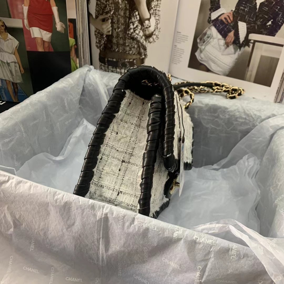 Chanel - Luxury Bag - CHL - 1050
