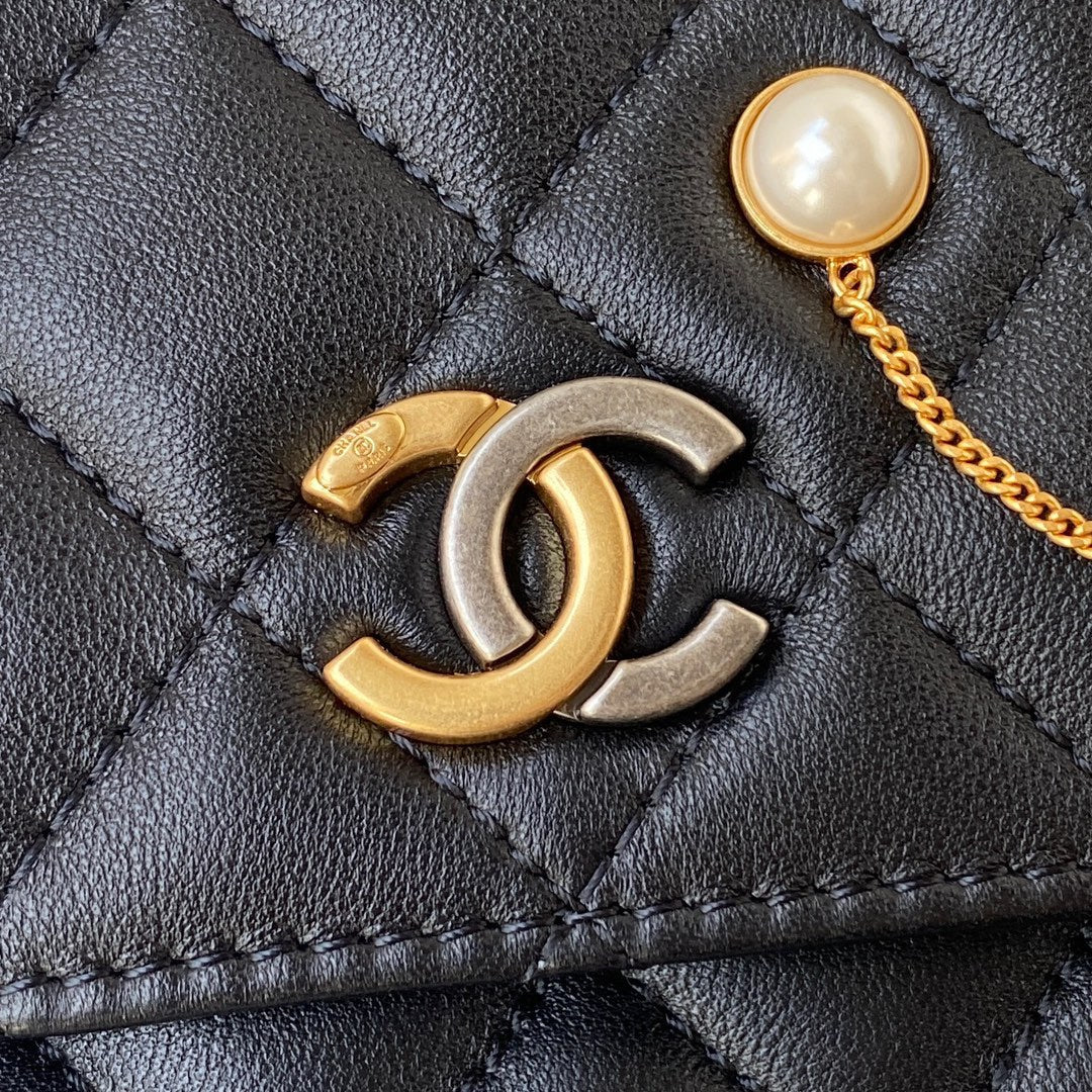 Chanel - Luxury Bag - CHL - 549