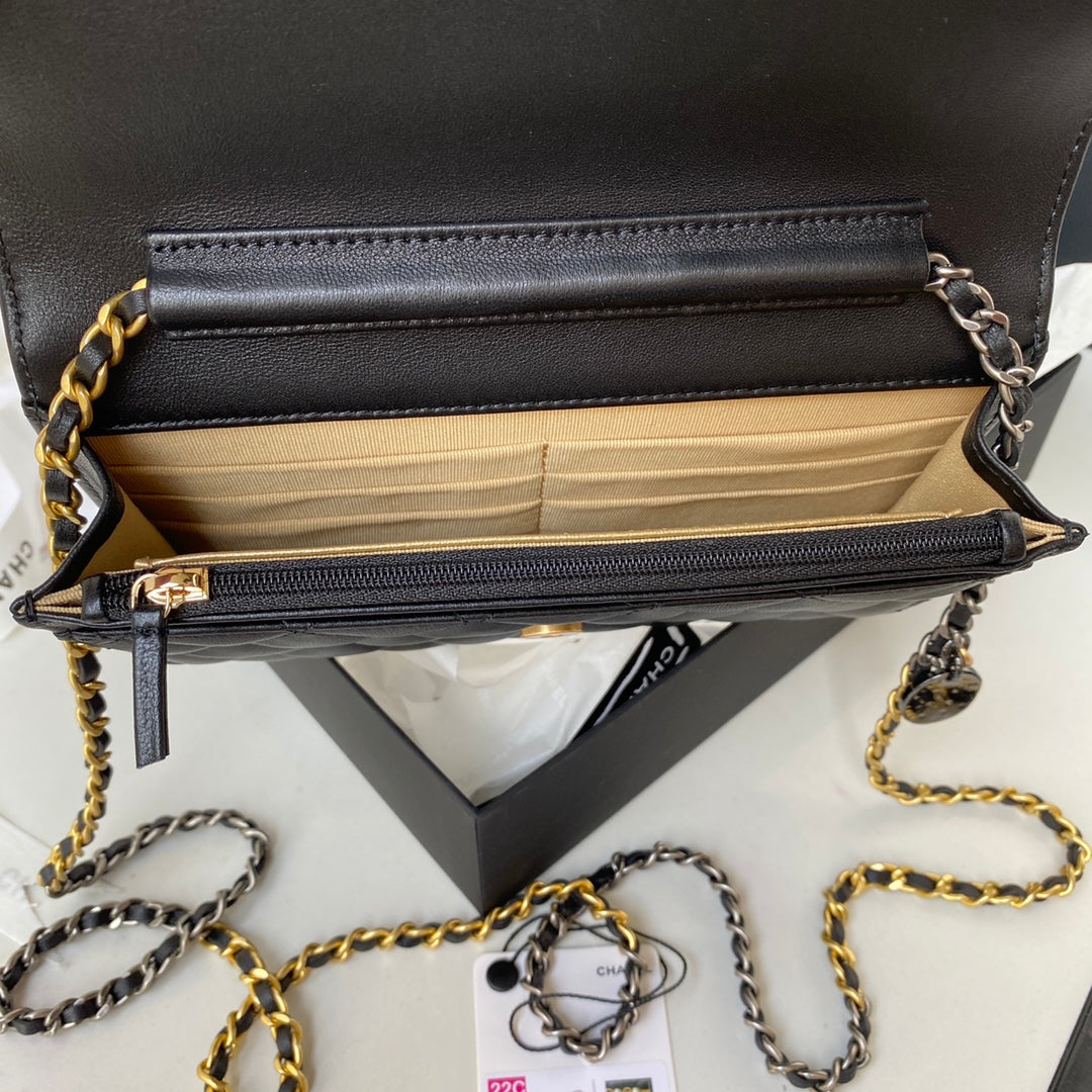 Chanel - Luxury Bag - CHL - 549